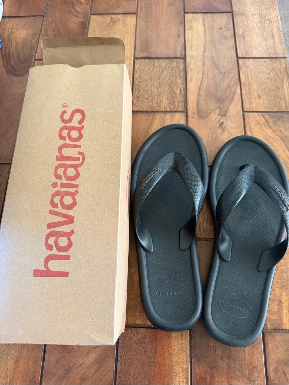 Havaianas Women’s Black Flip-Flop Sandals
